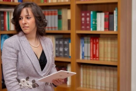 damianianddamiani-slide02