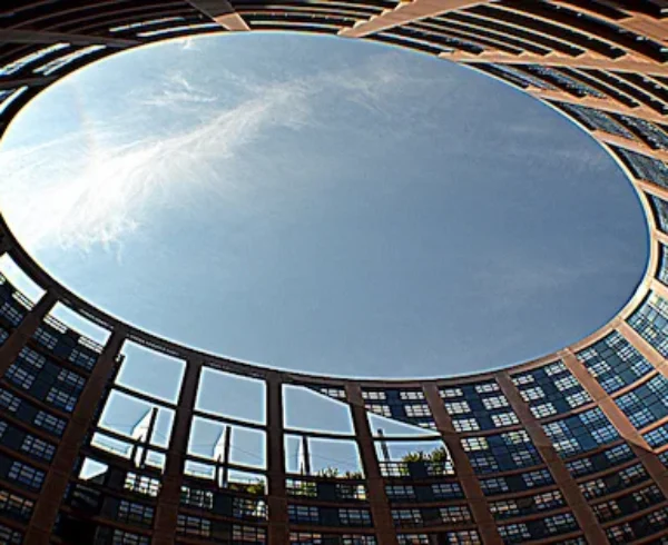 Decreto ingiuntivo-europeo debitore straniero